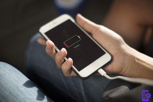 How do you know if it's time to replace your smartphone battery?