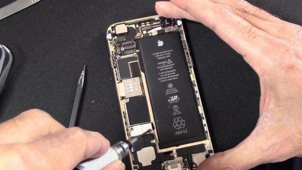 Come controllare stato batteria iPhone