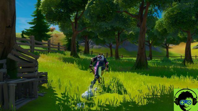 Where to consume Forage apples in the Orchard in Fortnite Chapter 2