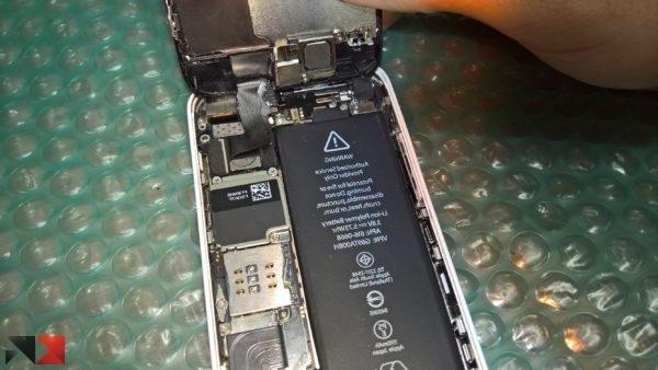 Replace the iPhone 5C screen