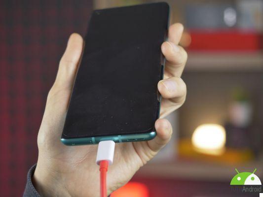 Comment recharger son smartphone, ce qu'il faut savoir pour le faire correctement