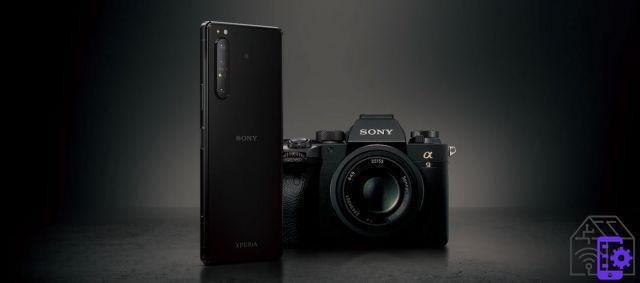 Sony Xperia 1 II: smartphone o mirrorless?
