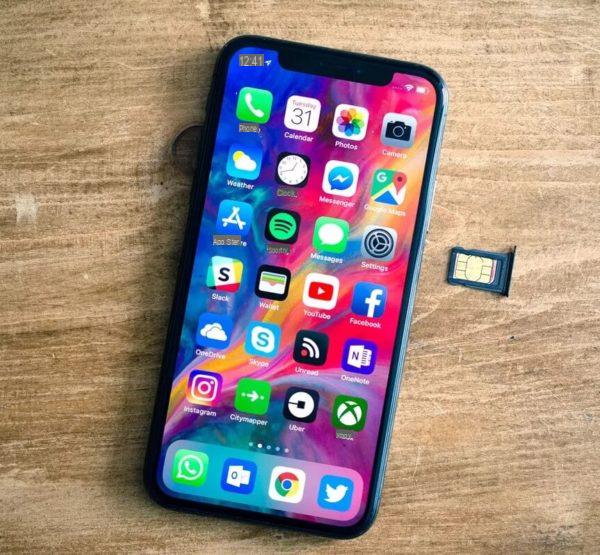 How to have two Apple IDs on iPhone