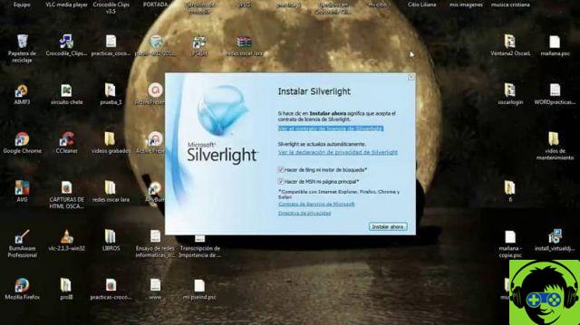 How to download and install the latest version of Silverlight offline for free
