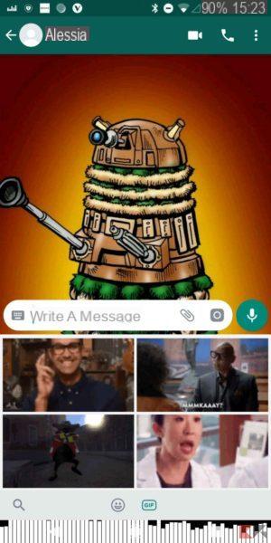 Onde baixar GIFs para WhatsApp