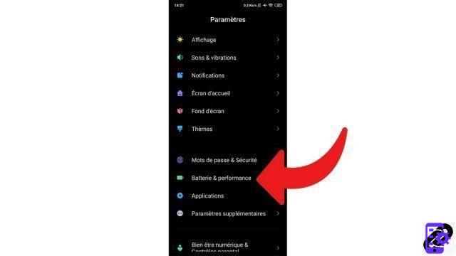 How to activate the energy saving mode on an Android smartphone?