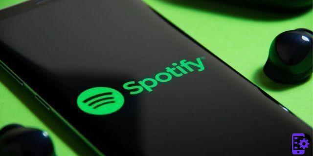 How to free up storage space on Spotify?