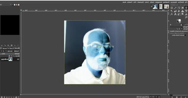 Come invertire i colori di una foto