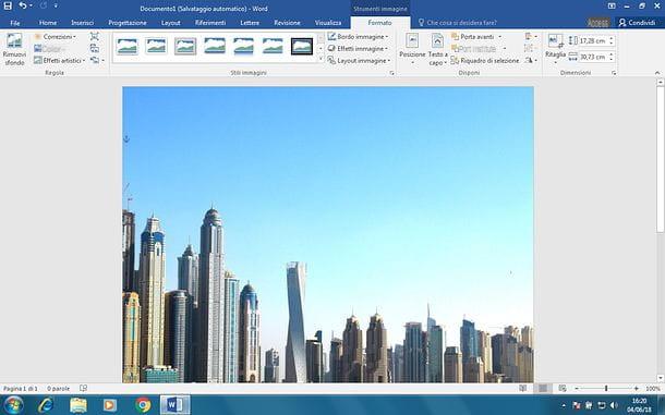 Come adattare un’immagine ad un foglio Word