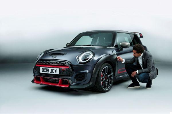 MINI John Cooper Works GP, the most extreme Brit is ready to hit the track