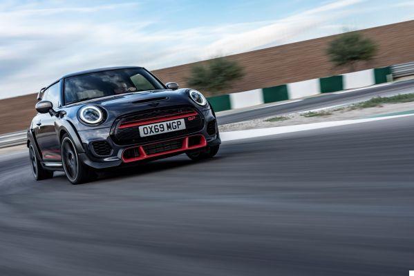 MINI John Cooper Works GP, the most extreme Brit is ready to hit the track