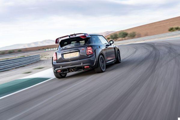 MINI John Cooper Works GP, el británico más extremo está listo para salir a la pista