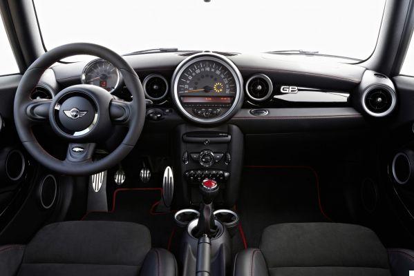 MINI John Cooper Works GP, the most extreme Brit is ready to hit the track