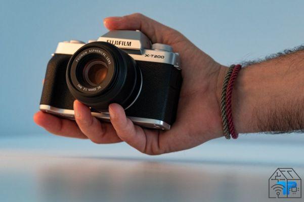 Fujifilm X-T200 review: the little one that dreams big