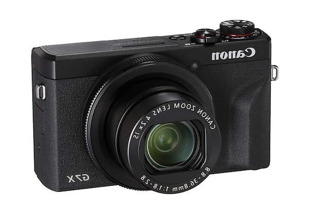 Which compact camera to buy