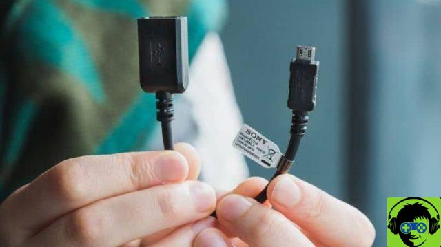 Comment utiliser et connecter une clé USB à mon mobile Android