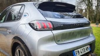 Peugeot e-208 test: a definite taste for techno and a controlled appetite