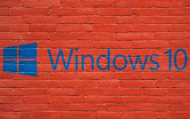 Cómo quitar el nombre de accesos directos o iconos en Windows 10