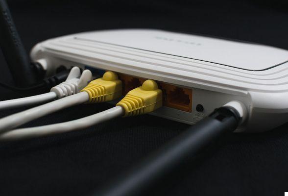 10 ideas for reusing an old router