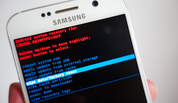 Effettuare Hard Reset Galaxy S7/S7 Edge