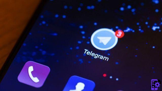 How to manage contacts and messages on Telegram?