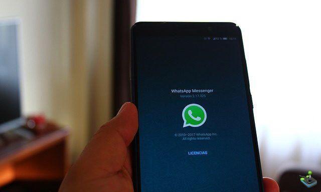 Come condividere la tua posizione con i tuoi amici su WhatsApp