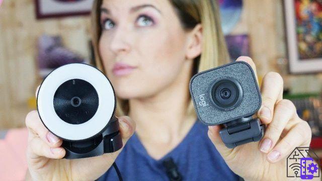 Razer Kiyo vs Logitech Streamcam review and comparison