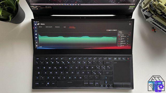 A atualização em ASUS ROG Zephyrus Duo 15 SE. Un notebook da gaming con due schermi