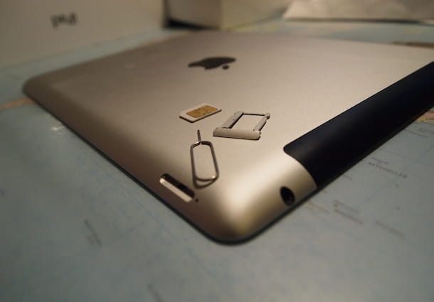 How to insert SIM iPad