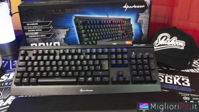 Sharkoon Skiller MECH SGK3 Review • Clavier mécanique économique