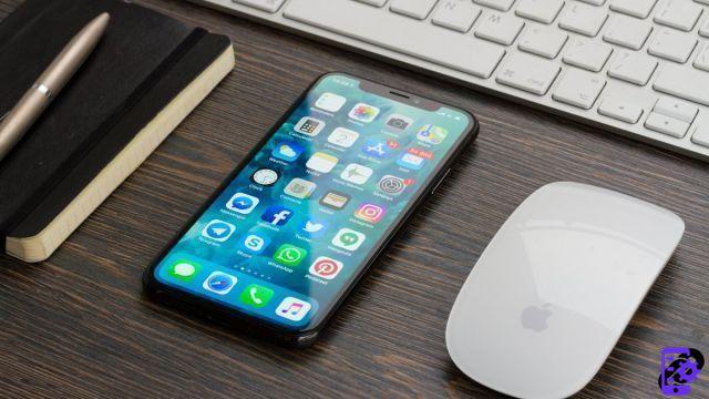 How to configure and update your iPhone?