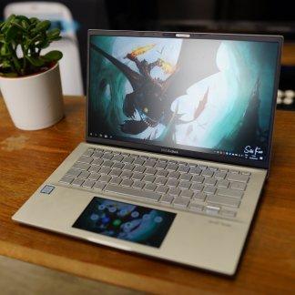 The Dell Inspiron 13 generously equipped with an 7th gen i11 costs € 200 less