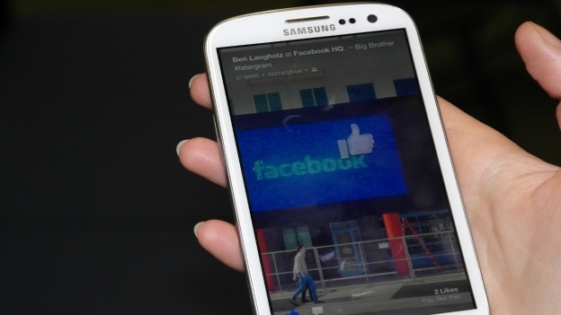 Facebook Home on Android Phones