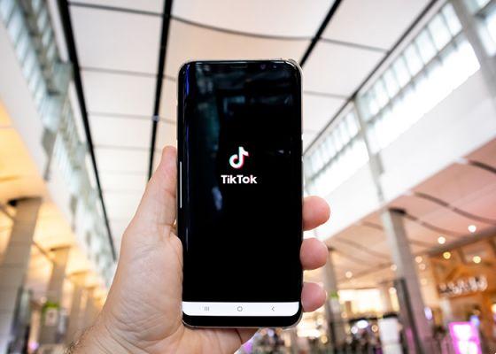 Vídeo de Cómo vomito en Tiktok: Guía básica para conseguirlo (2021)