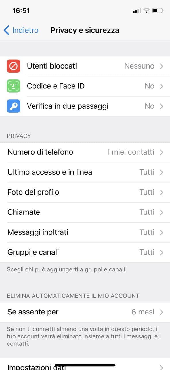 What are the security and privacy options on Telegram and Signal