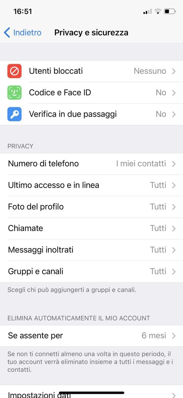 Quais são as opções de segurança e privacidade no Telegram e Signal