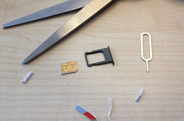 Cómo insertar la SIM de Huawei