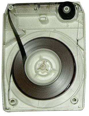 How It Has Changed: The Evolution of Music Devices from Phonograph to Spotify