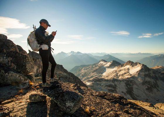 How to find hiking trails on your mobile: the best apps (2021)