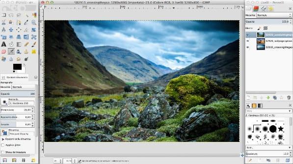 Programs to blend photos