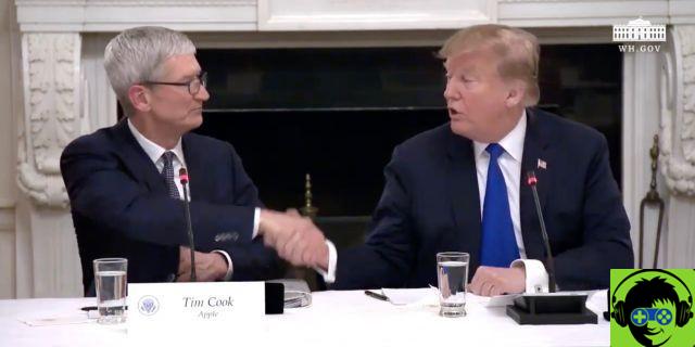 Tim Cook expresa públicamente su desacuerdo con Donald Trump