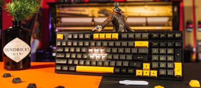 Akko Custom Mechanical Keyboard • 3098B Black & Gold Review