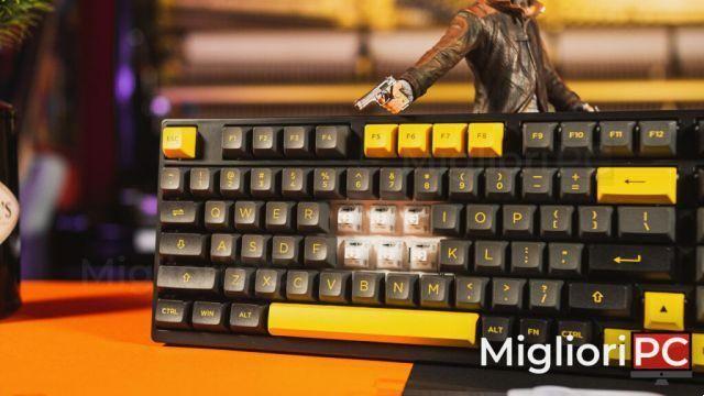 Teclado mecánico personalizado Akko • Revisión de 3098B Black & Gold