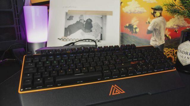 PG100PRO Review Pyramidea Gaming • The optical-mechanical keyboard made in Italy