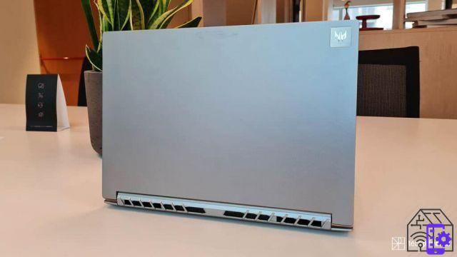 L'examen de l'Acer Predator Triton 300 SE. Un ordinateur portable élégant avec une NVIDIA GeForce RTX 3060 Max-Q
