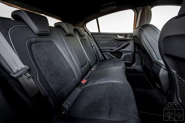 Test drive do Ford Focus ST: ela é a Hot Hatch mais engraçada?