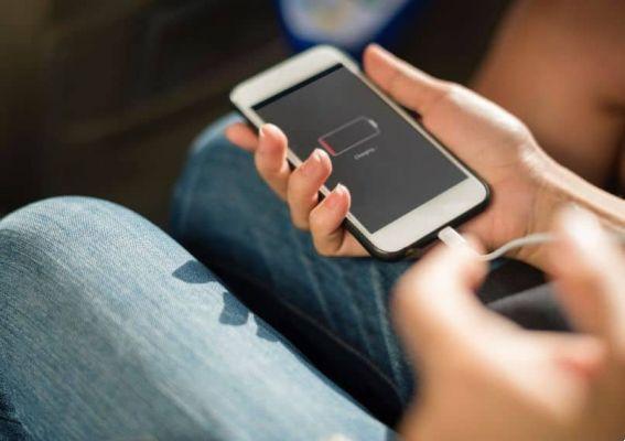 How to save the battery of my Android phone without applications
