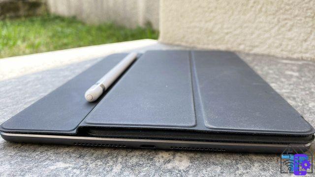 The Apple iPad 8 Review. Boost Productivity with a Tablet.