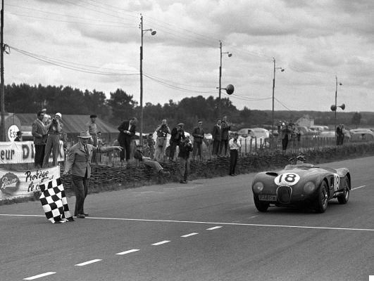 Jaguar C-Type Continuation, the legendary winner of the 24 Hours of Le Mans is reborn 70 years later