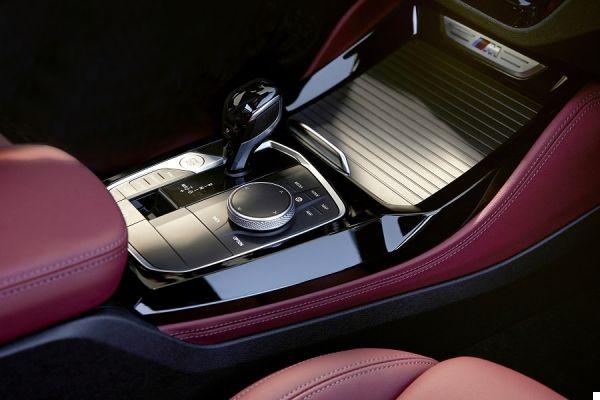 BMW X3 et X4, le restylage devient hybride : nouveau look et tous les moteurs électrifiés